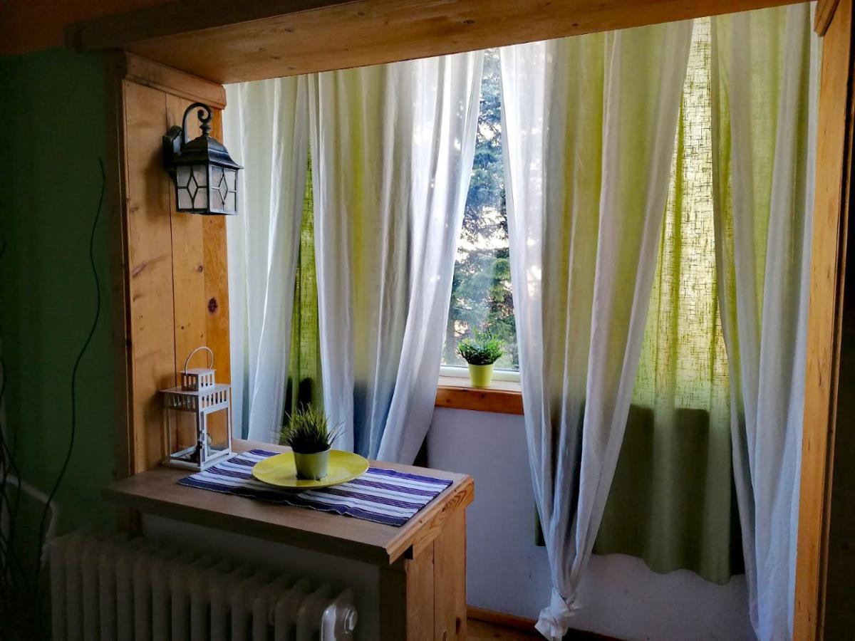Appartement Nexus Happy à Miercurea Ciuc Extérieur photo