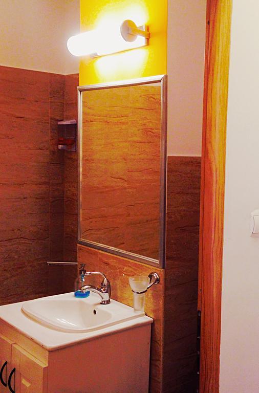 Appartement Nexus Happy à Miercurea Ciuc Extérieur photo